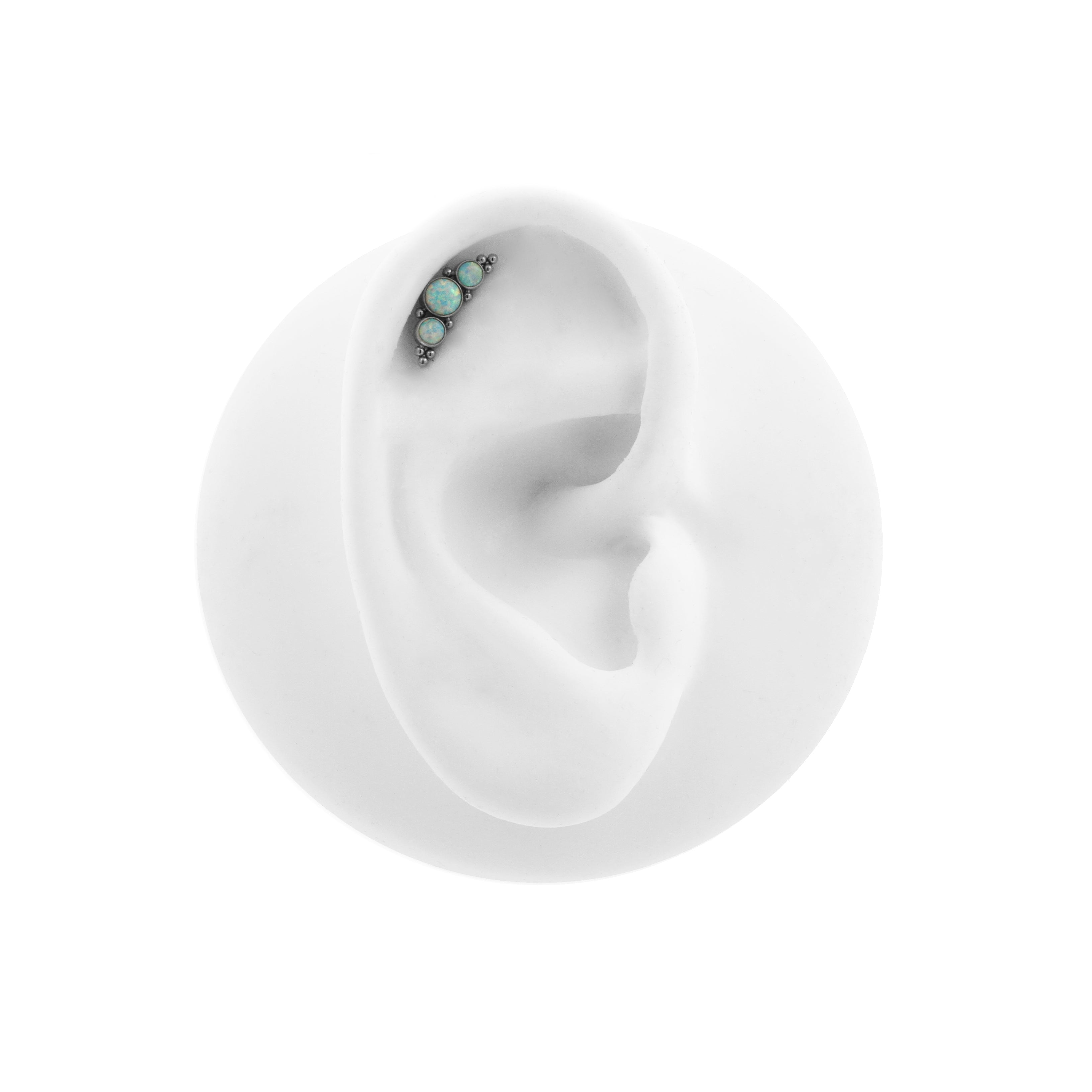 Titanium Opaal Cluster - Light Green Opal